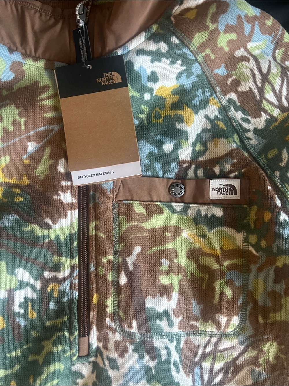 BRAND NEW! The North Face Kids' Camo Puffer Jacket in Brown, Green & Yellow
